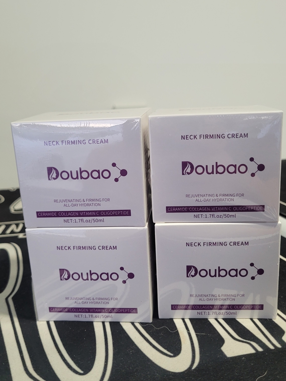 Purple Neck Firming Cream - Rejuvenating Hydration